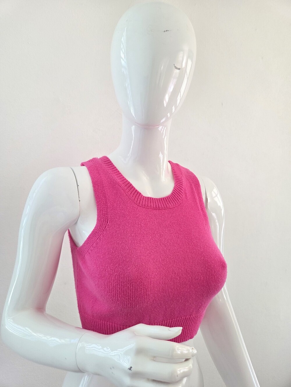 Hot Pink Knit Sleeveless Crop Top Vest Size Small - Picture 4 of 14